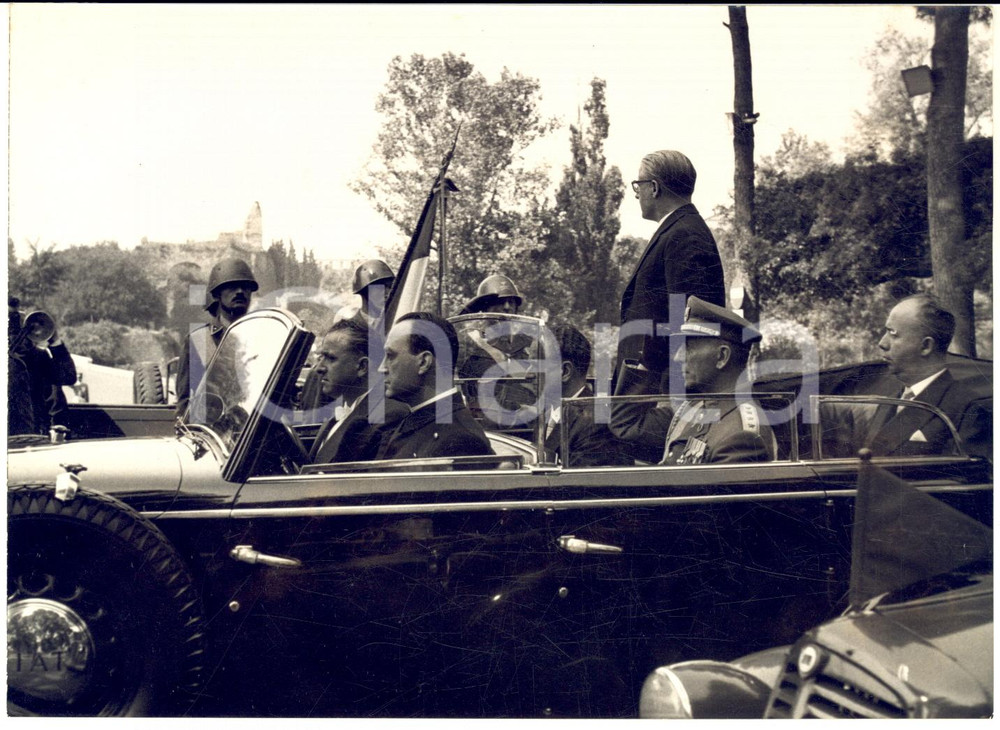 1955 ROMA Giovanni GRONCHI alle celebrazioni del 2 Giugno *Foto 18x13 cm