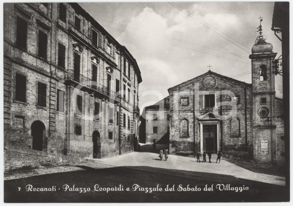 Cartolina originale da collezione 1955 RECANATI Palazzo Leopardi e Piazzale del Sabato del Villaggio  Cartolina 1