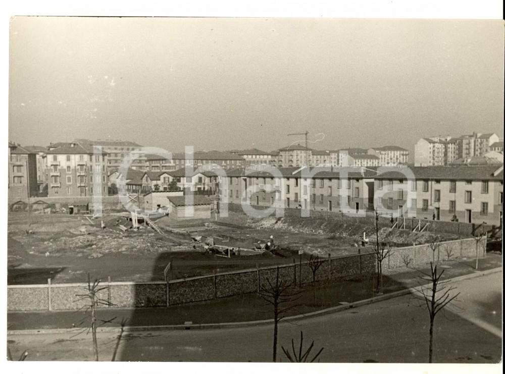 Fotografia d epoca originale 1938 MILANO Veduta urbana con cantiere in attivitÃ  Fotografia 18x14 cm 1