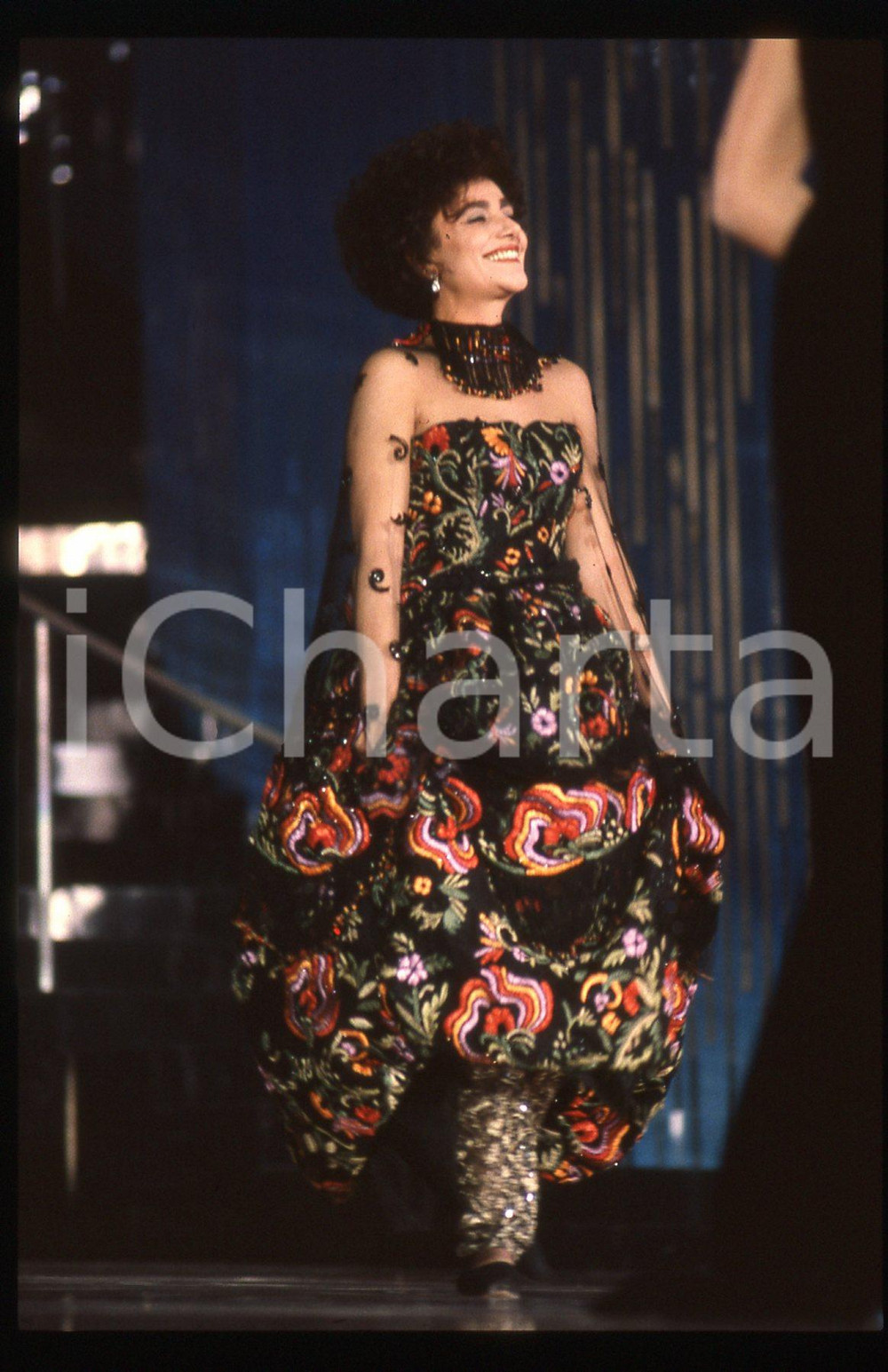 35mm vintage slide* 1990 FESTIVAL SANREMO Mia MARTINI - LA NEVICATA DEL '56 (18)