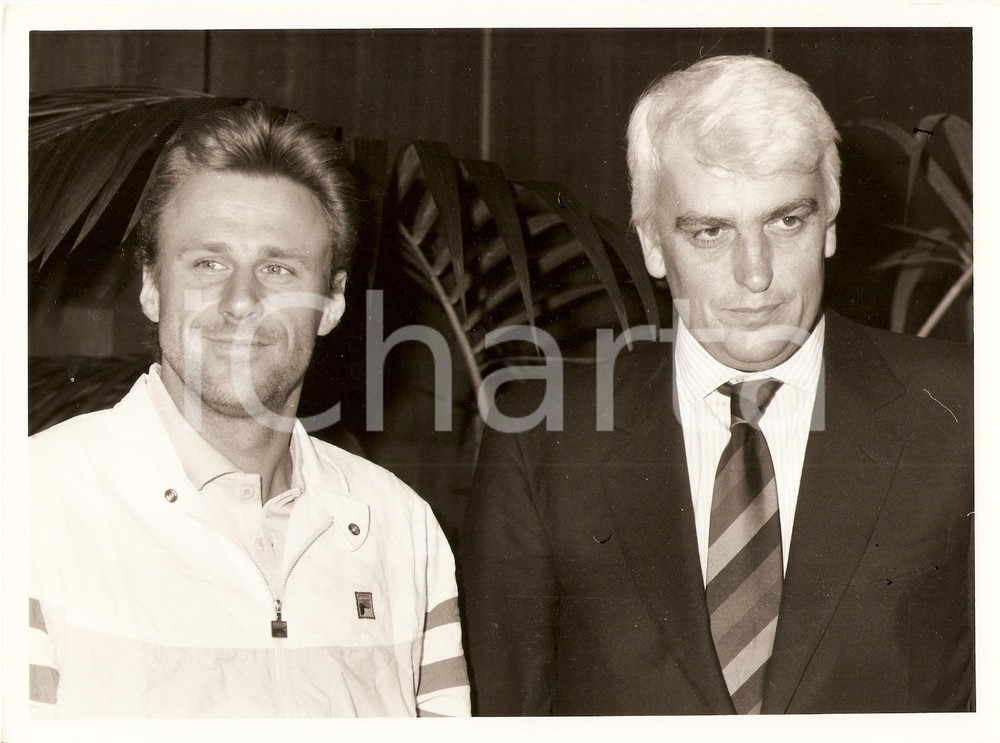 Fotografia d epoca originale 1987 MILANO Bjorn BORG Cino MARCHESE presentano FILATROPHY Ritratto Fotografia 1