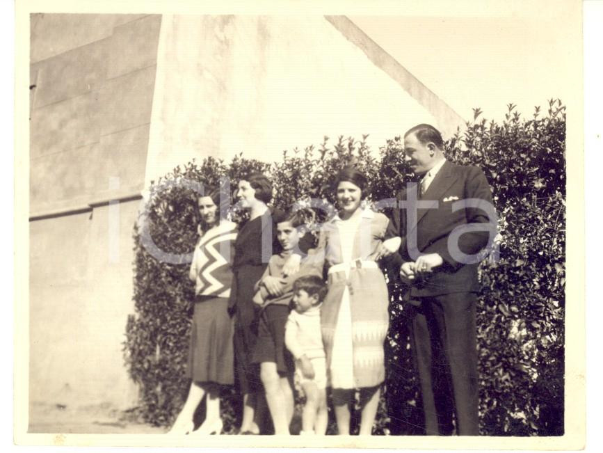 Fotografia d epoca originale 1932 ALCALA  ES Lucas RIVERO in compagnia di amiche Fotografia 11x8 cm 1