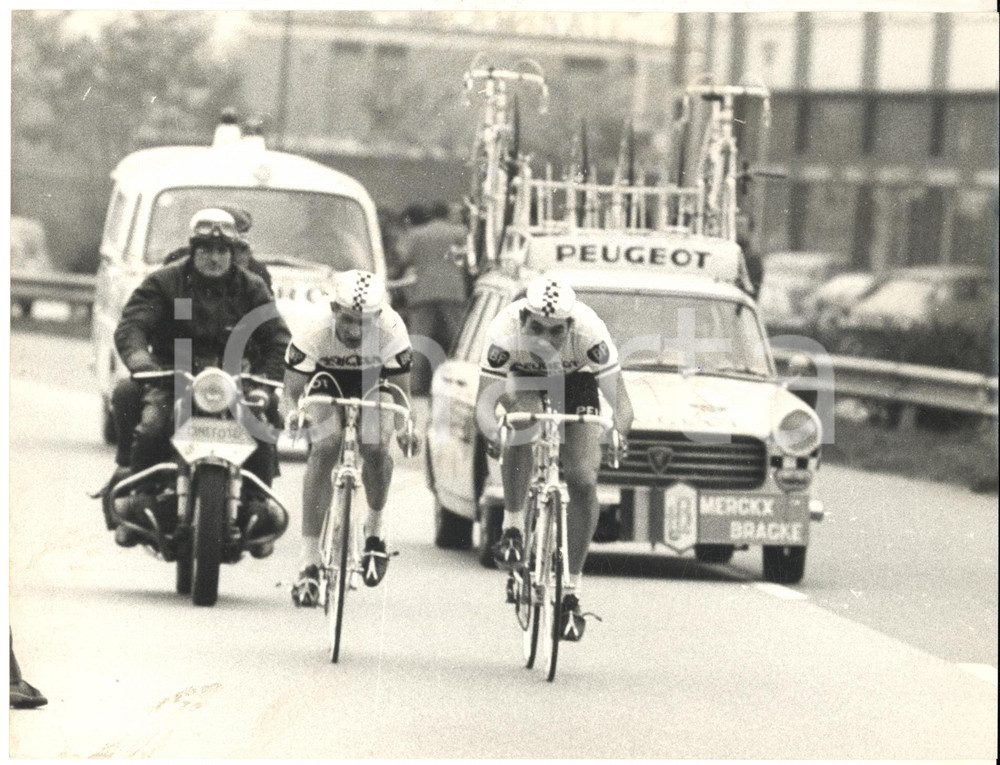 1967 CICLISMO TROFEO BARACCHI Eddy MERCKX e Ferdinand BRACKE in gara *Foto 24x18