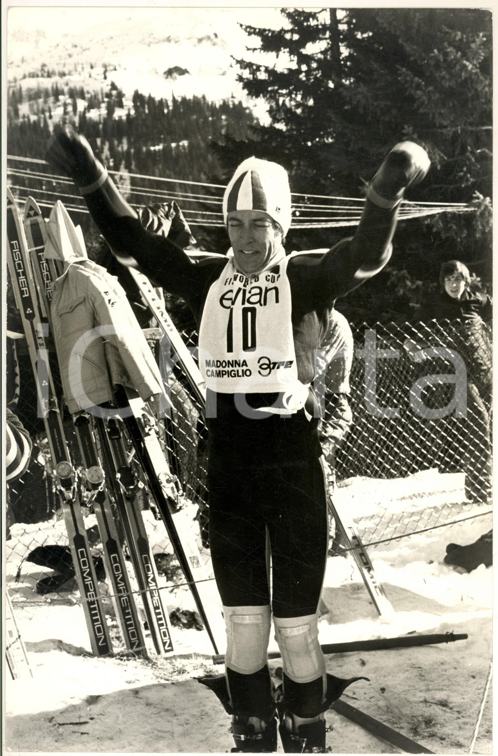 Fotografia d epoca originale 1970 SCI MADONNA DI CAMPIGLIO Gustav THONI vincitore slalom gigante  Foto 20x30 1