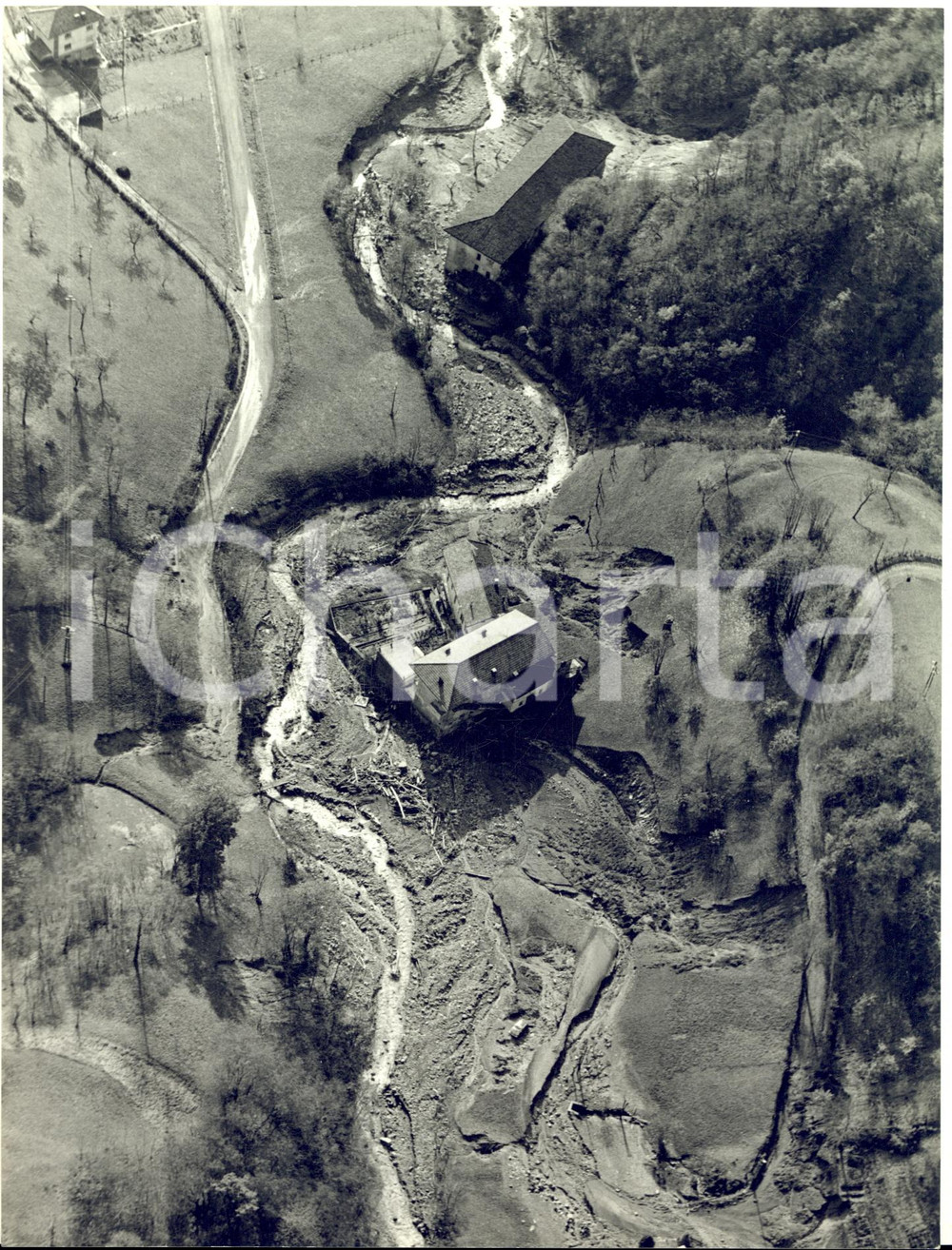 1968 ALLUVIONE IN PIEMONTE Veduta aerea VALLE MOSSO devastata dalle acque *Foto