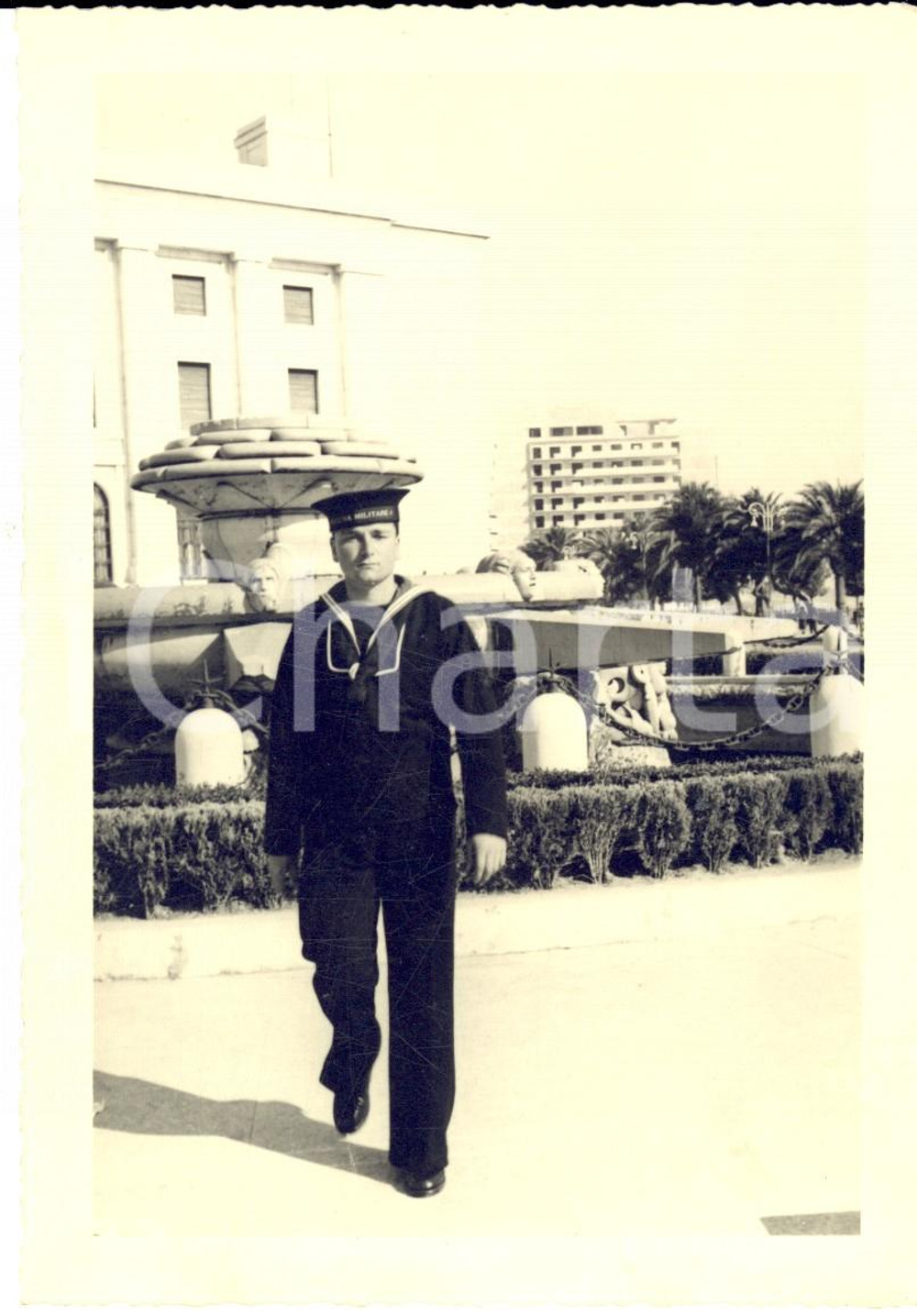 Fotografia d'epoca originale 1958 REGIA MARINA TARANTO SAN VITO Ritratto di allievo ufficiali *Fotografia 1