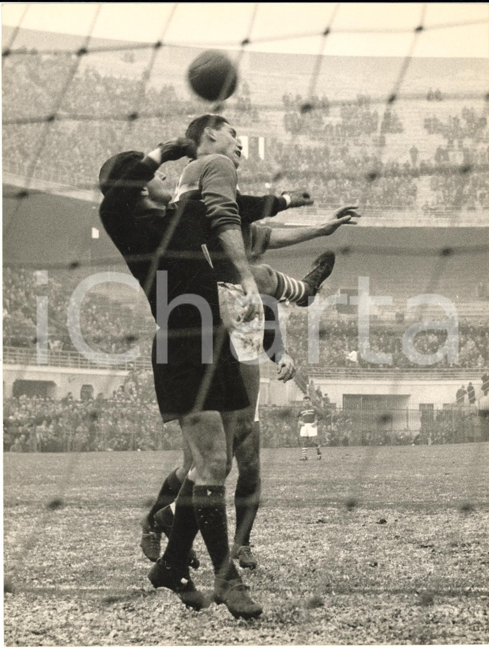 1960 MILANO CALCIO Milan-Sampdoria 4-0 - Parata alta di Luciano ALFIERI *Foto