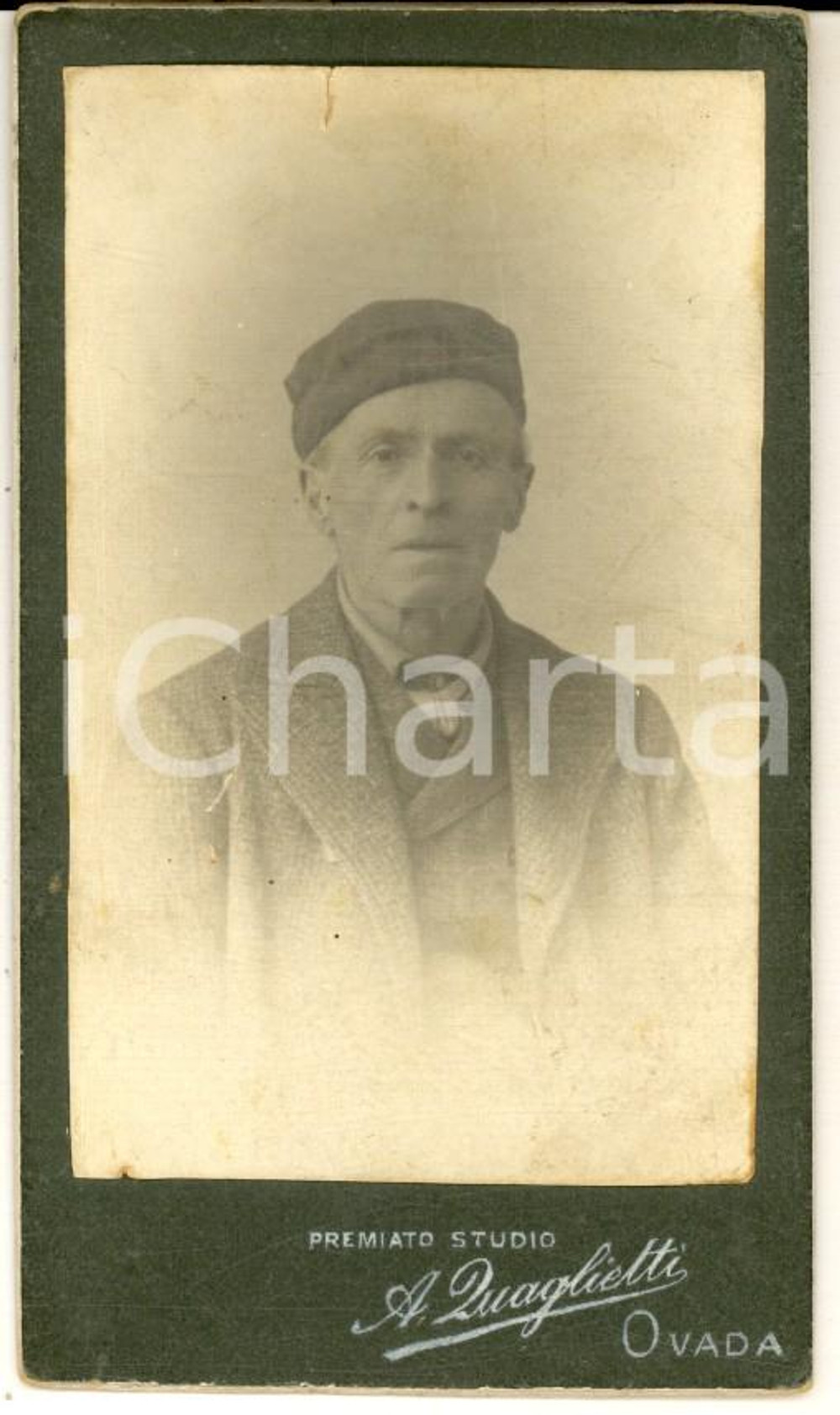 1900 ca OVADA Ritratto di un uomo con berretto - Foto A. QUAGLIETTI CDV