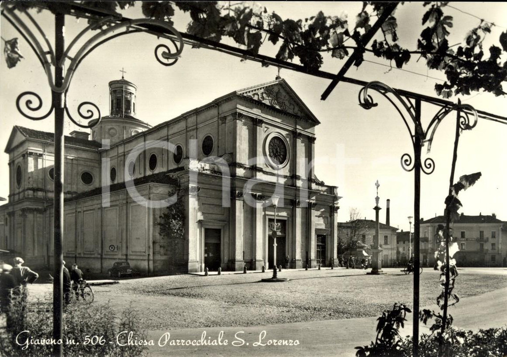 Cartolina originale da collezione 1958 GIAVENO (TO) Veduta della Chiesa di SAN LORENZO *Cartolina ANIMATA FG VG 1