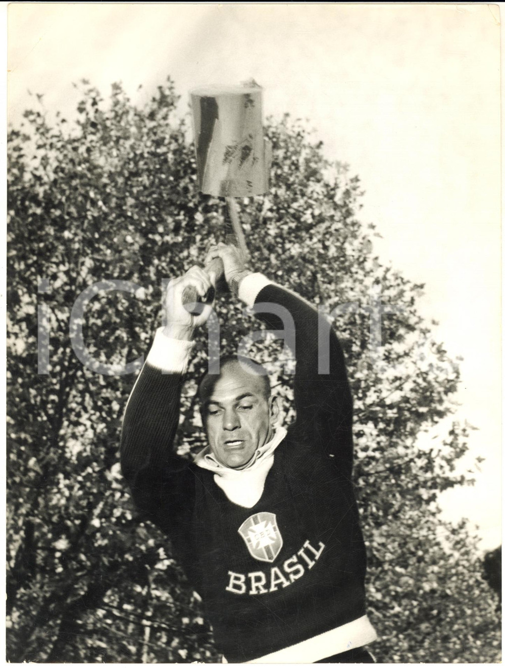1962 CALCIO VINA DEL MAR (CHILE) Allenatore Paulo AMARAL con maglia del BRASILE