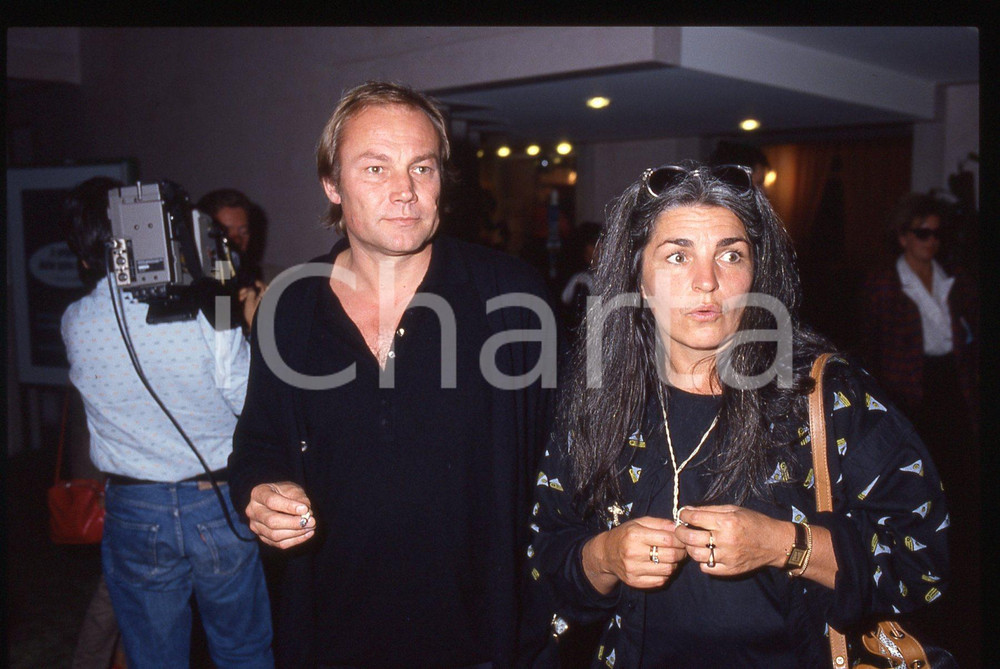 35mm vintage slide* 1985ca COSTUME Klaus Maria BRANDAUER e Karin MULLER (2)