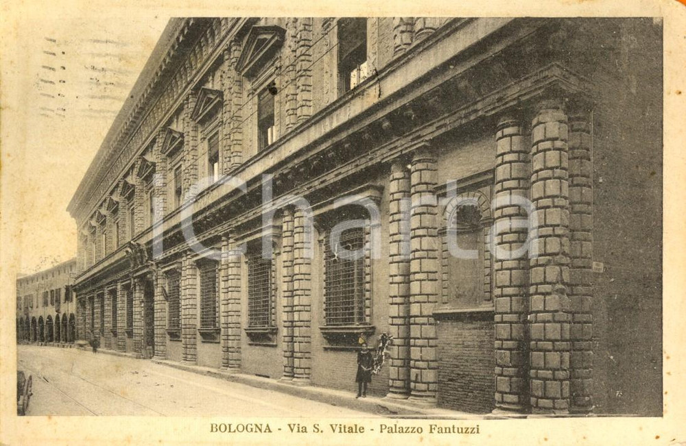 Cartolina originale da collezione 1928 BOLOGNA Veduta via SAN VITALE e Palazzo FANTUZZI Cartolina DANNEGGIATA VG 1