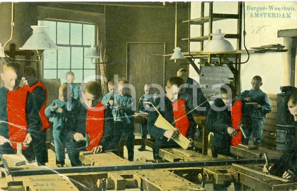 Cartolina originale da collezione 1907 AMSTERDAM Lezione filatura a orfanotrofio ILLUSTRATA Cartolina DANNEGGIATA 1