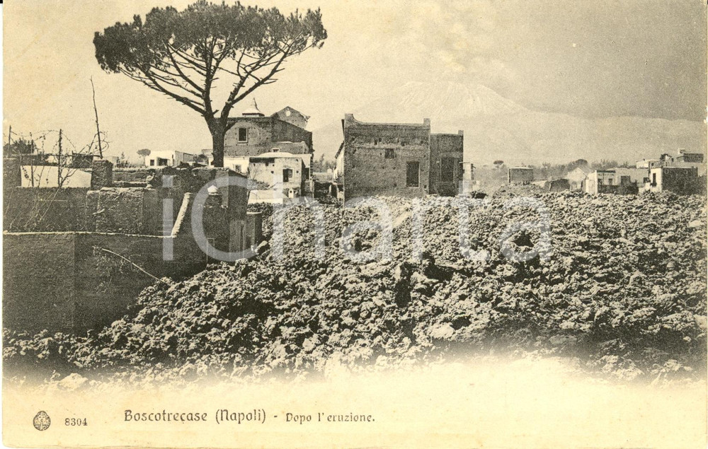 Cartolina originale da collezione 1906 BOSCOTRECASE (NA) Scorcio paese dopo eruzione del VESUVIO *Cartolina FP NV 1