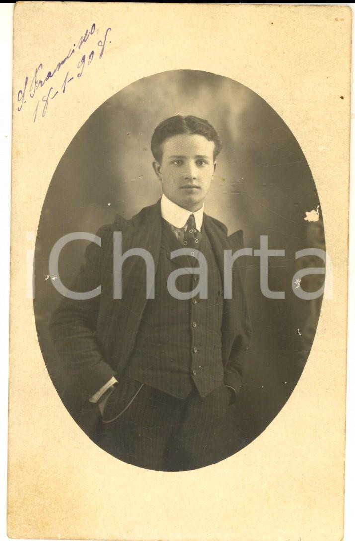 Fotografia d epoca originale 1908 SAN FRANCISCO Ritratto del giovane italoamericano Arthur Foto cartolina 1