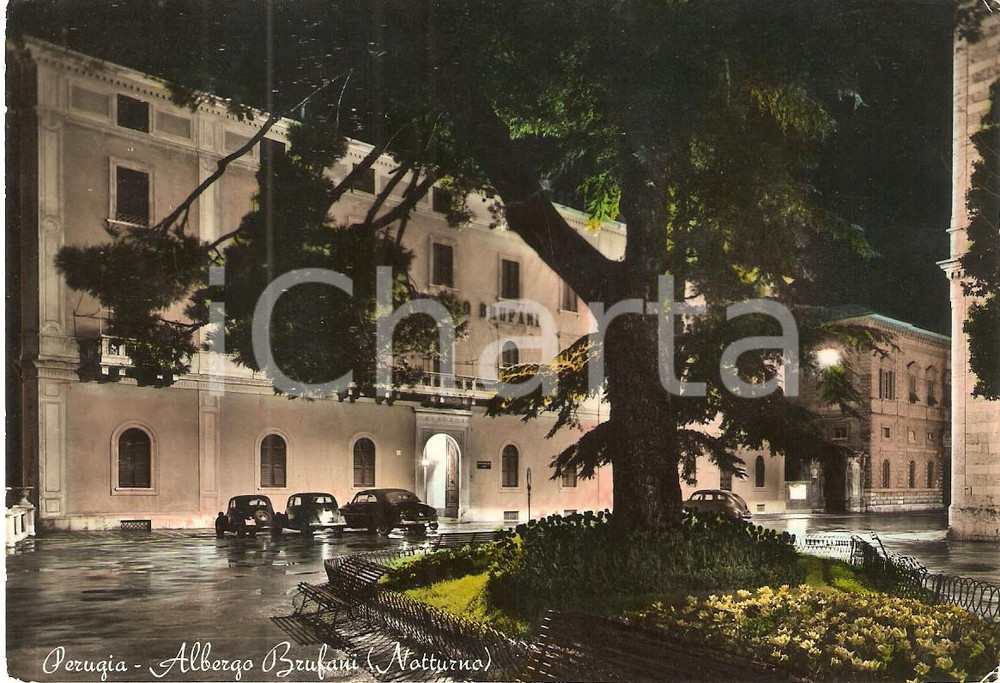 Cartolina originale da collezione 1957 PERUGIA Hotel BRUFANI Panorama notturno Cartolina FG VG 1