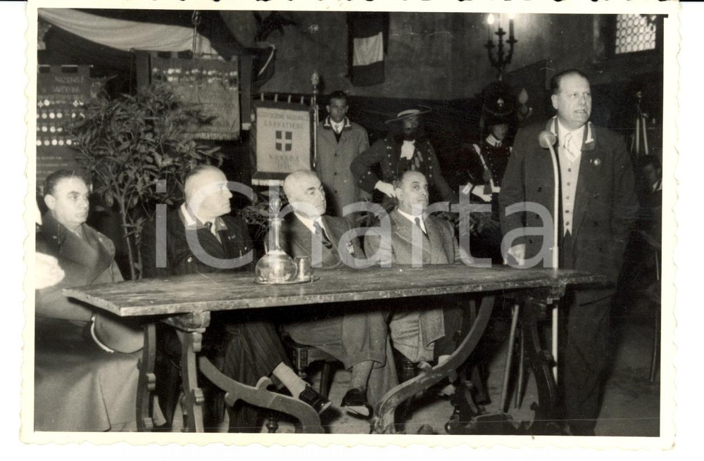 Fotografia d epoca originale 1950 NOVARA GRANATIERI DI SARDEGNA Discorso presidente Cesare NEGROTTI Foto 1