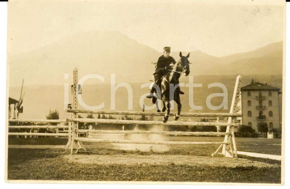 Fotografia d'epoca originale 1915 ca GARDONE RIVIERA (BS) Militare in addestramento a cavallo *Foto FERRARIO 1