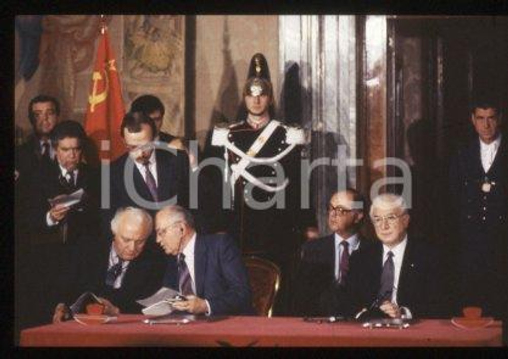 35mm vintage slide* 1990 ca QUIRINALE Mikhail GORBACHEV & Francesco COSSIGA (13)