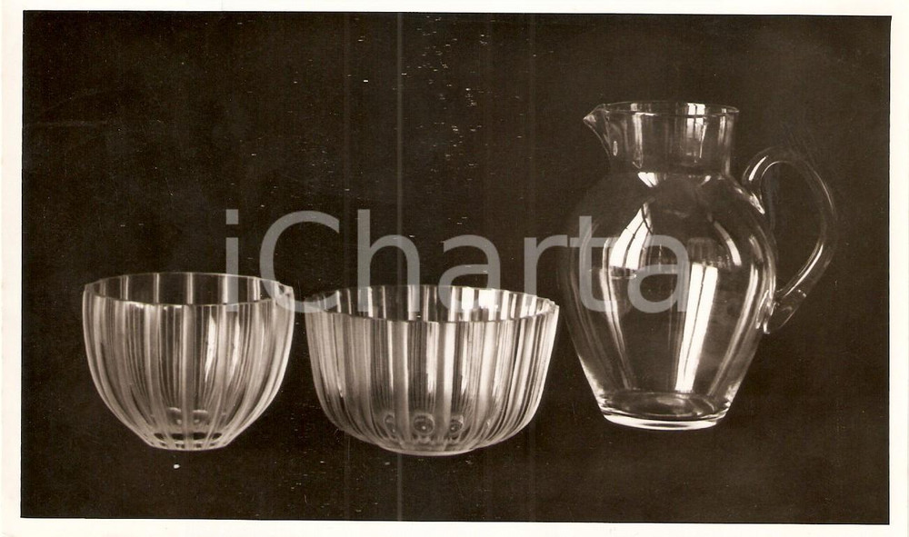 Fotografia d epoca originale 1936 MILANO Mostra del giocattolo  Brocca e ciotole in vetro Fotografia 1