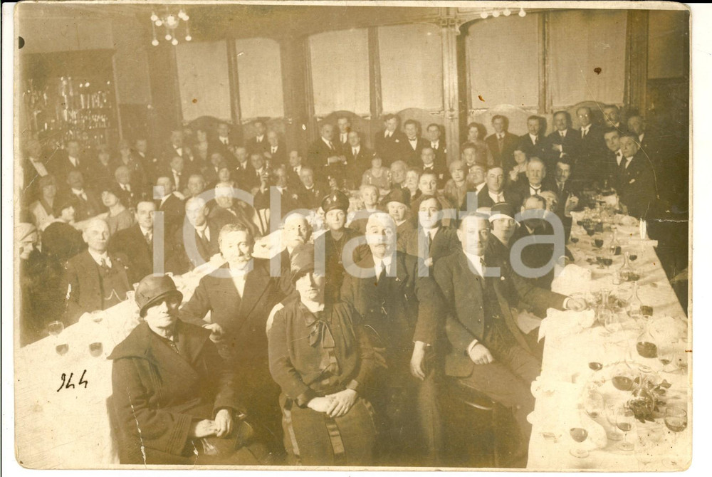 Fotografia d epoca originale 1930 ca TORINO Ritrovo associativo Foto OTTOLENGHI non identificata, da studiare 1