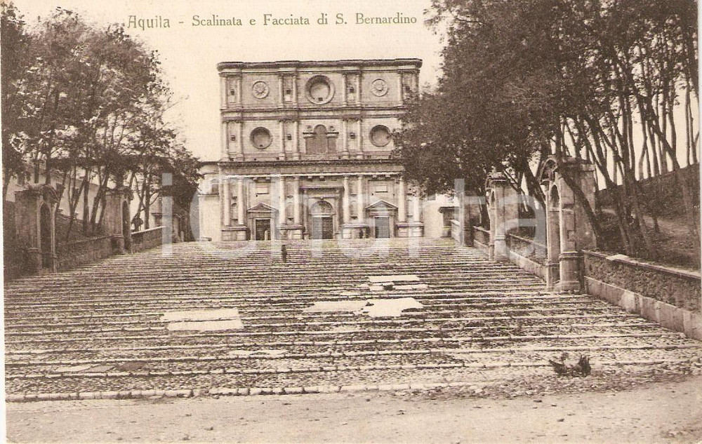 Cartolina originale da collezione 1935 ca L'AQUILA Basilica di SAN BERNARDINO Scalinata *Cartolina FP NV 1