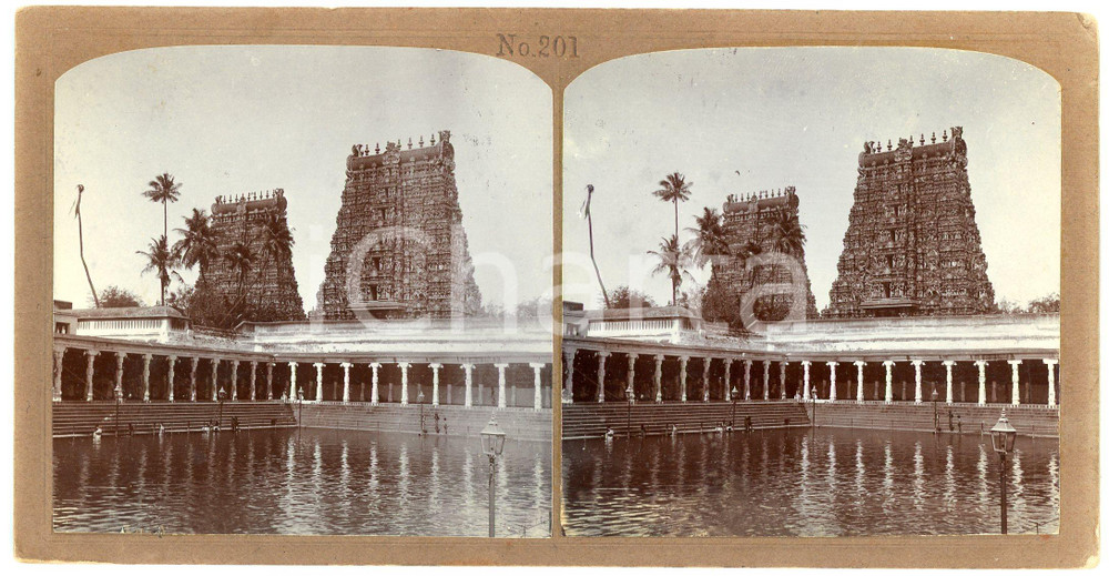 1900 ca MADURAI (INDIA) The Meenakshi Temple - Antique Stereoview 201 Fotografia stereoscopica d'epoca, su cartoncino rigido.Serie "International Stereoscope Association"FORMATO: 18x9 cmCONDIZIONI: G    originale e autentica 1