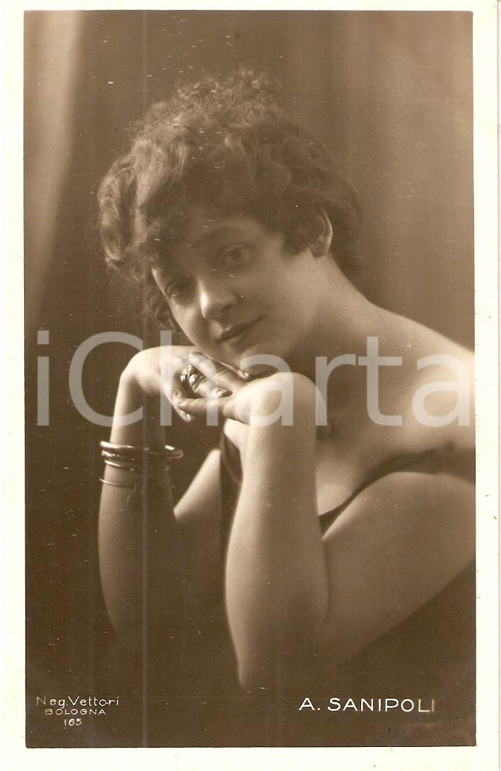 Cartolina originale da collezione 1920 ca LIRICA Amelia SANIPOLI Ritratto Cartolina FP NV 1
