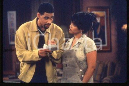 35mm vintage slide* 1997 CINEMA TV Series "LIVING SINGLE" Mel JACKSON (2)