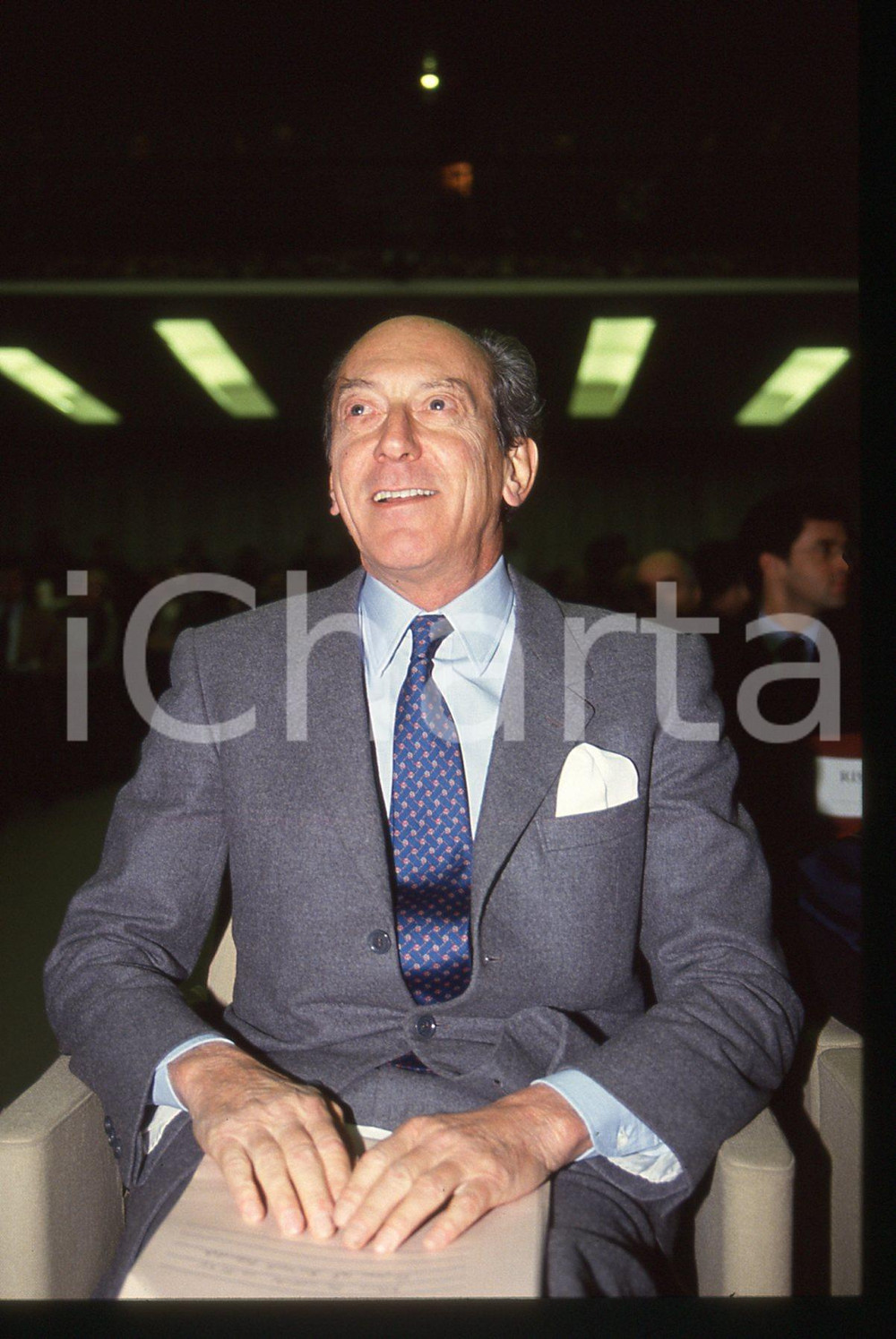 Fotografia d epoca originale 35mm vintage slide 1985 ca ITALIA Raniero VANNI D ARCHIRAFI a un convegno 2 1