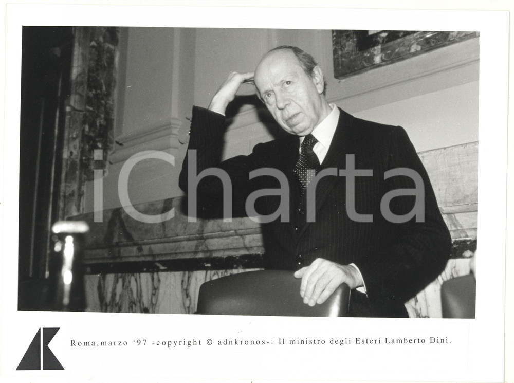 Fotografia d epoca originale 1997 ROMA Ritratto del ministro degli Esteri Lamberto DINI Fotografia 24x17 cm 1