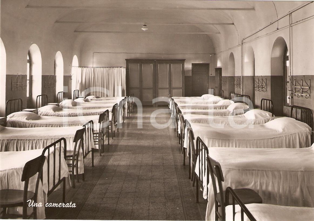Cartolina originale da collezione 1950 ca ROMAGNANO SESIA Camerata del COLLEGIO CONVITTO CURIONI Cartolina 1 1