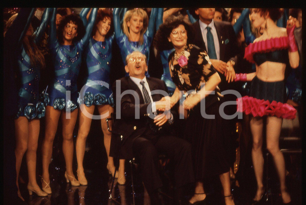 35mm vintage slide* 1988 RAI 2 - Domenico MODUGNO a CHI TIRIAMO IN BALLO? (4)