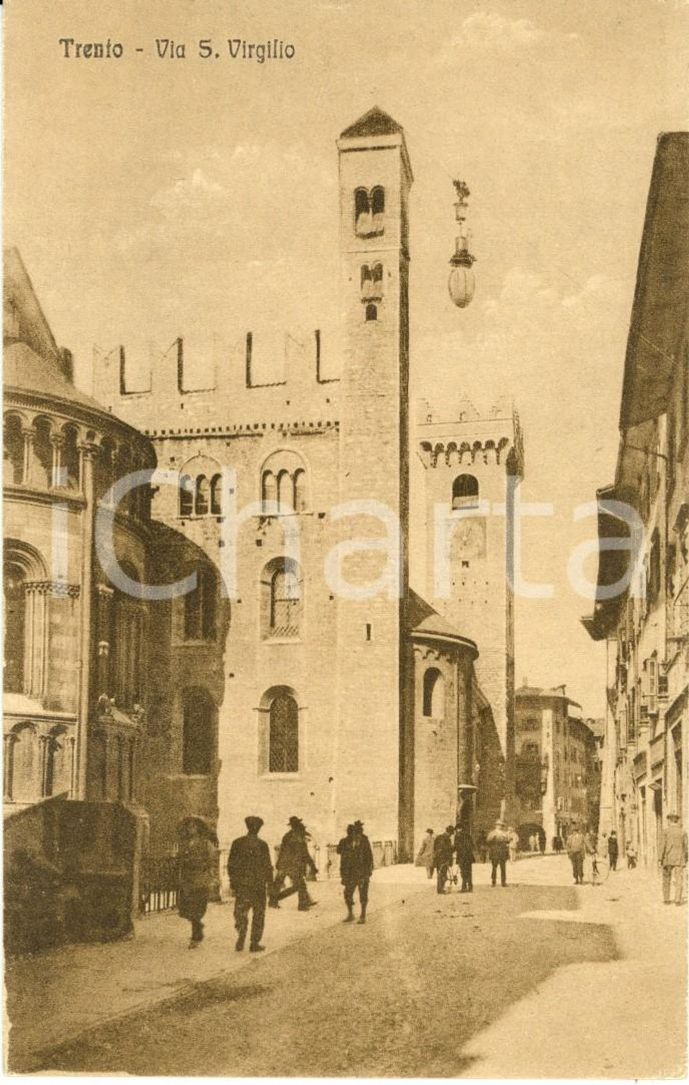 Cartolina originale da collezione 1919 TRENTO Veduta via SAN VIGILIO con abside della cattedrale *Cartolina FP NV 1