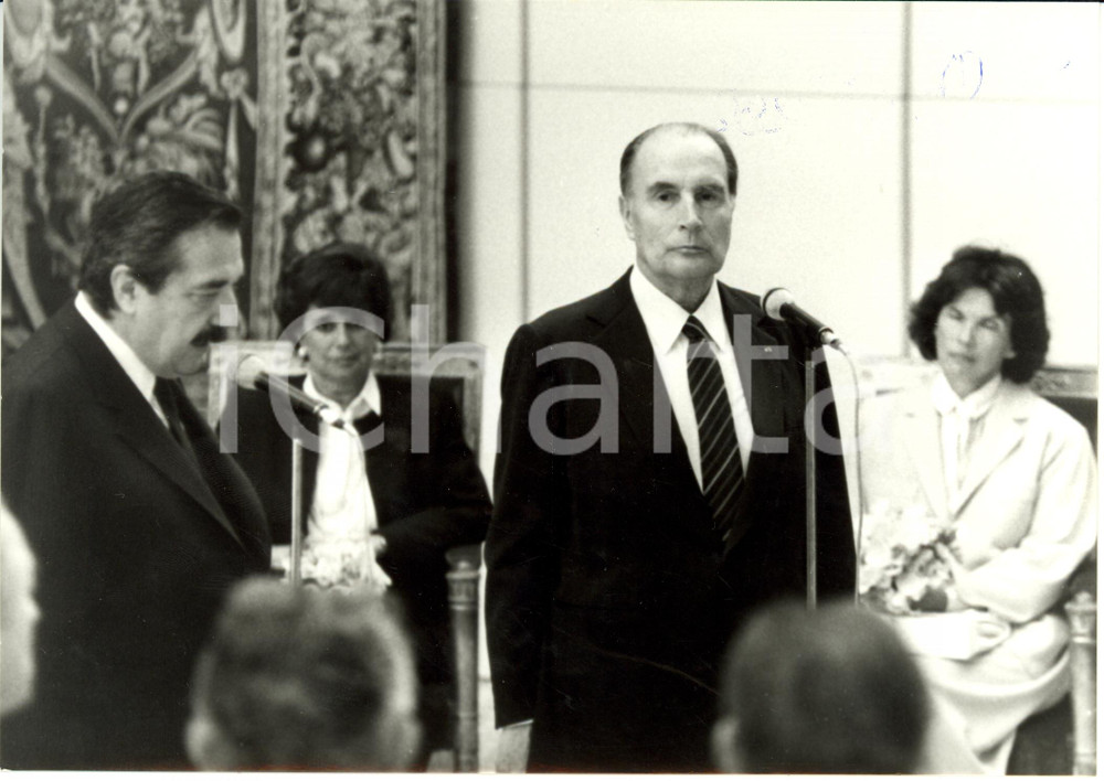 Fotografia d epoca originale 1985 PARIS FranÃ§ois MITTERRAND con Raul ALFONSIN presidente ARGENTINA Foto 1