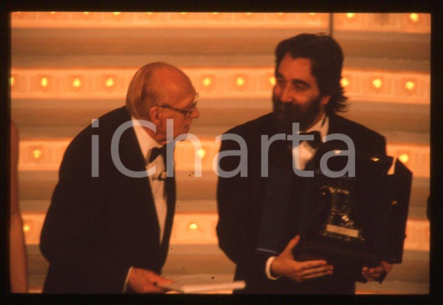 Fotografia d epoca originale 35mm vintage slide 1998 FESTIVAL SANREMO  Raimondo VIANELLO Beppe VESSICCHIO 1 1