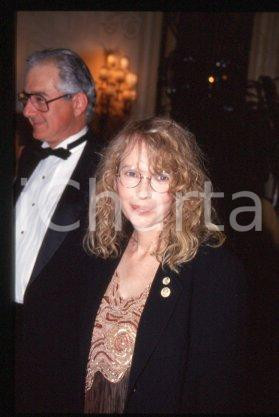 35mm vintage slide* 1996 ca CINEMA American actress Mia FARROW Harris YULIN (3)