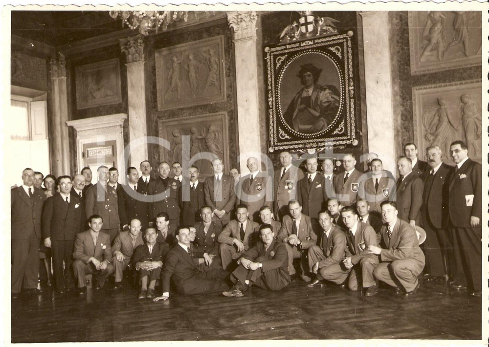 Fotografia d'epoca originale 1939 GENOVA Naz. atletica ITALIA GERMANIA in municipio 1