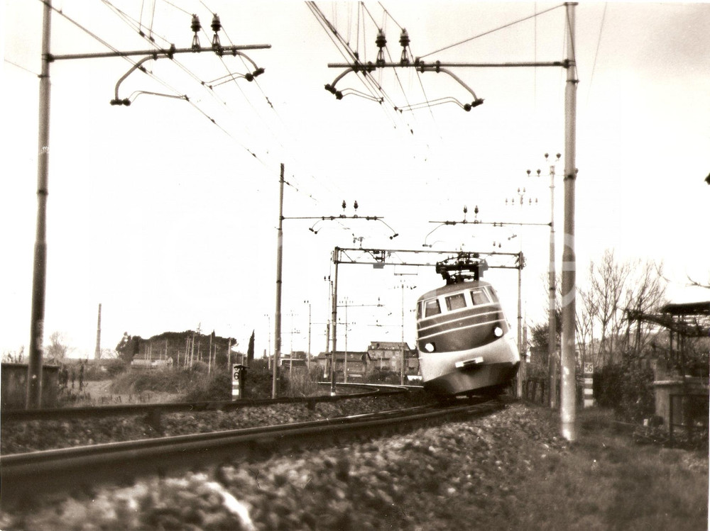 Fotografia d epoca originale 1970 ca FF.SS. Automotrice FIAT Y 0160 Prototipo PENDOLINO Fotografia 1