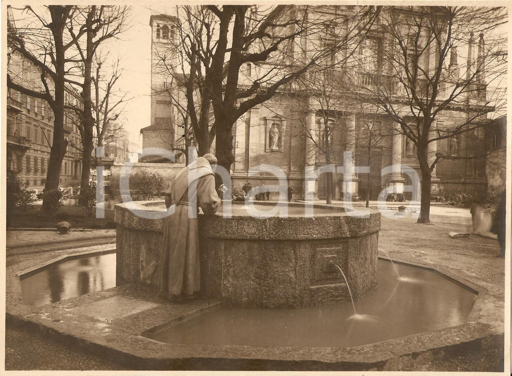 Fotografia d epoca originale 1930 MILANO Fontana di SAN FRANCESCO Chiesa SANT ANGELO 1
