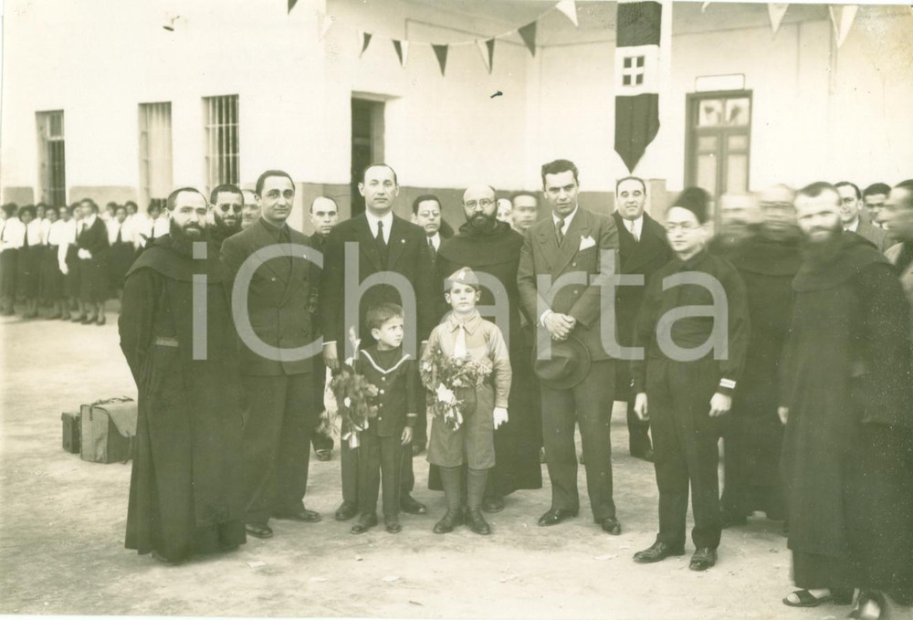Fotografia d epoca originale 1933 TRIPOLI LIBANO Frati e alunni Scuola Italiana Carmelitana Fotografia 1
