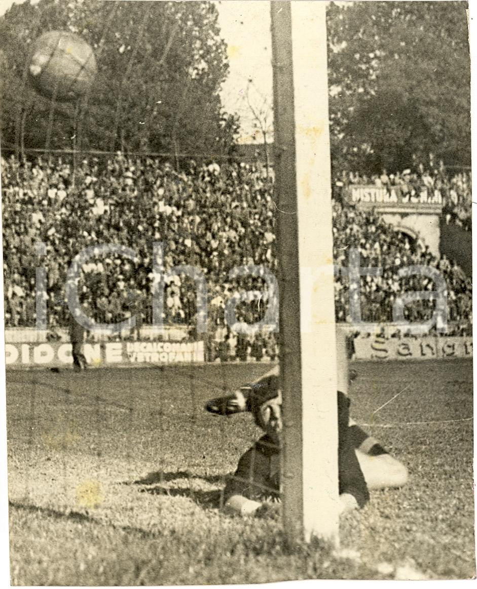 Fotografia d epoca originale 1941 MILAN FIORENTINA 41 Gol Aldo BOFFI Coppa Italia 1