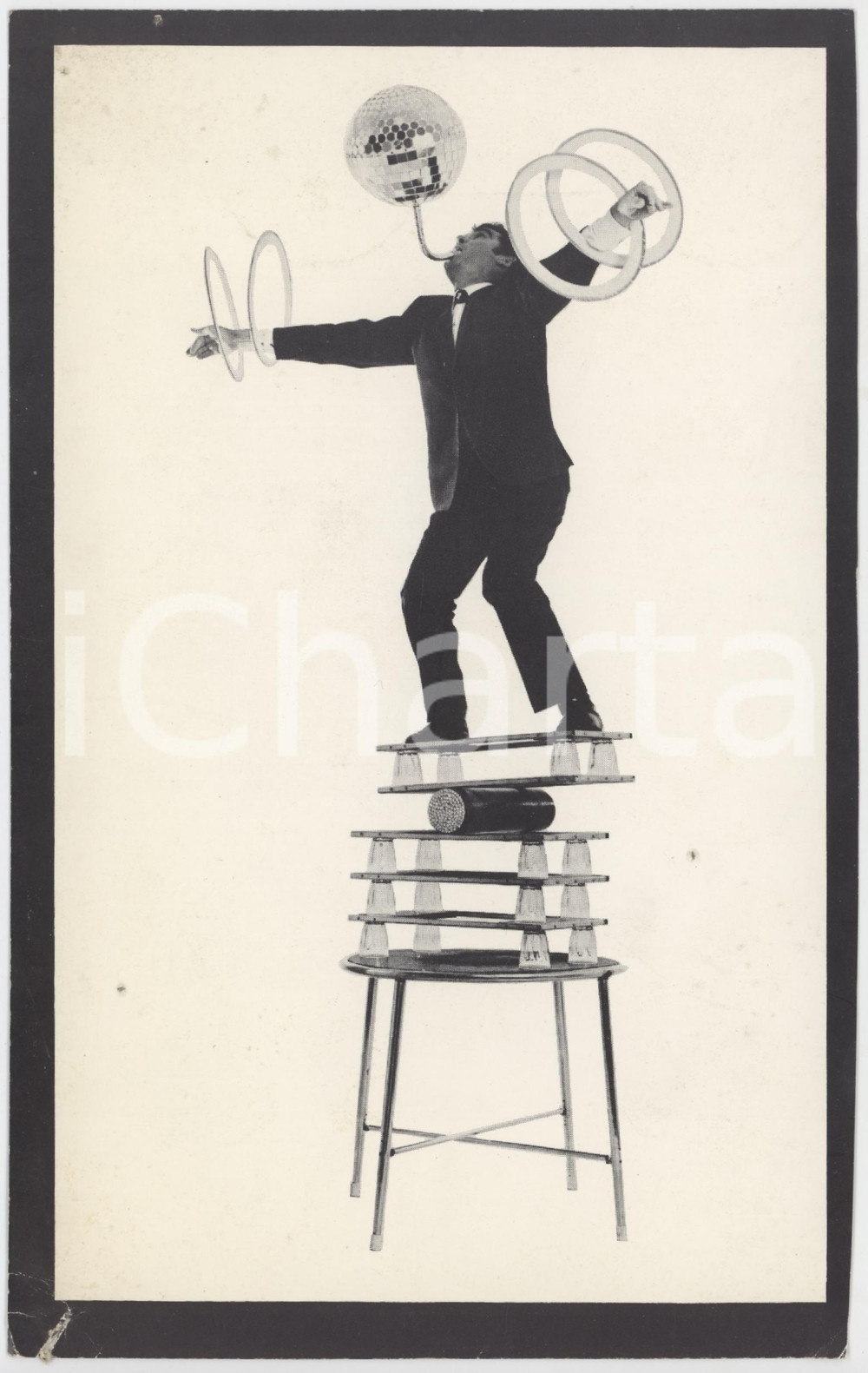 Fotografia d epoca originale 1960 ca GERMANY  CABARET  CIRCUS  Acrobat  Photo 13x21 cm 1