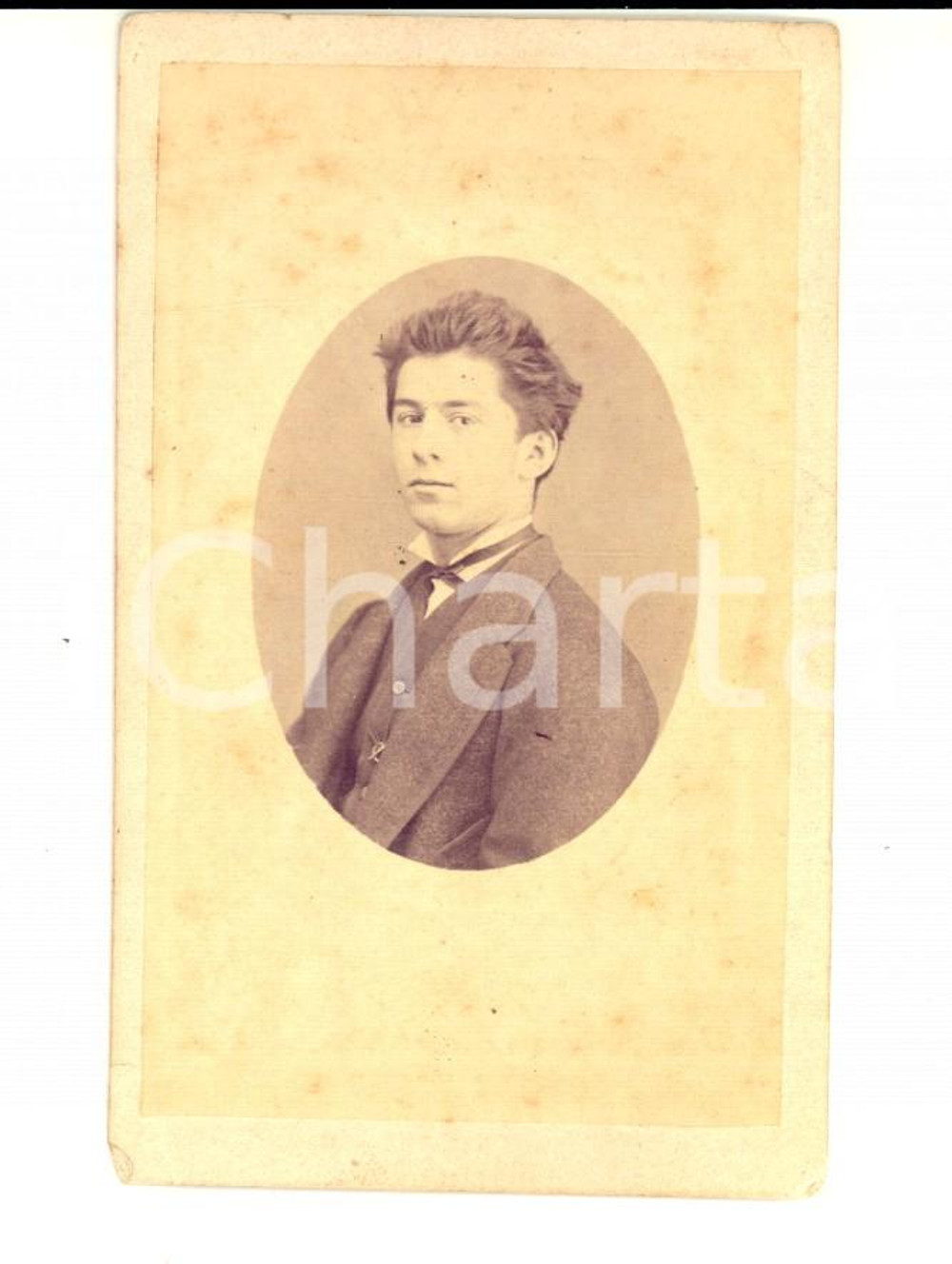 Fotografia d epoca originale 1880 ca NOVARA Ritratto di adolescente in abito scuro Foto TARANTOLA CDV 1