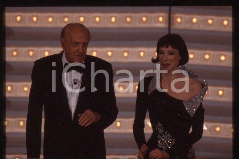 Fotografia d epoca originale 1998 Festival SANREMO Veronica PIVETTI Raimondo VIANELLO 35mm vintage slide 4 1