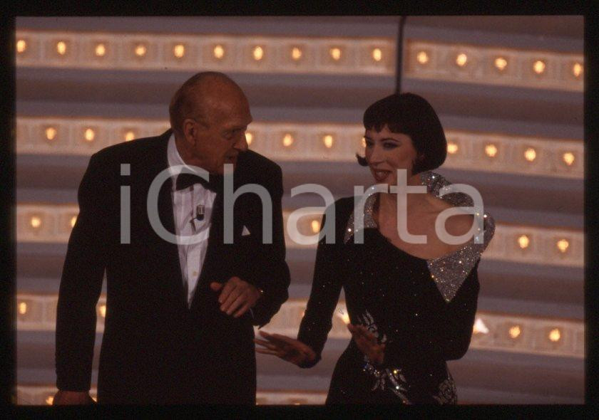 Fotografia d epoca originale 1998 Festival SANREMO Veronica PIVETTI Raimondo VIANELLO 35mm vintage slide 6 1