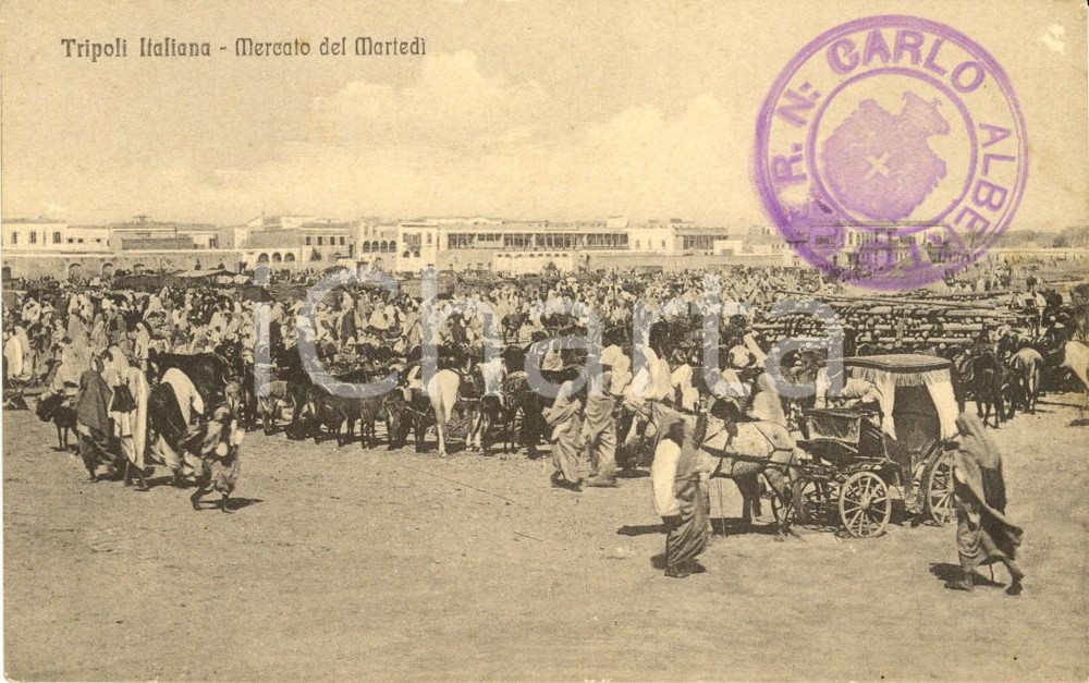 Cartolina originale da collezione 1915 ca TRIPOLI ITALIANA Il mercato del martedÃ¬ *Cartolina animata FP NV 1