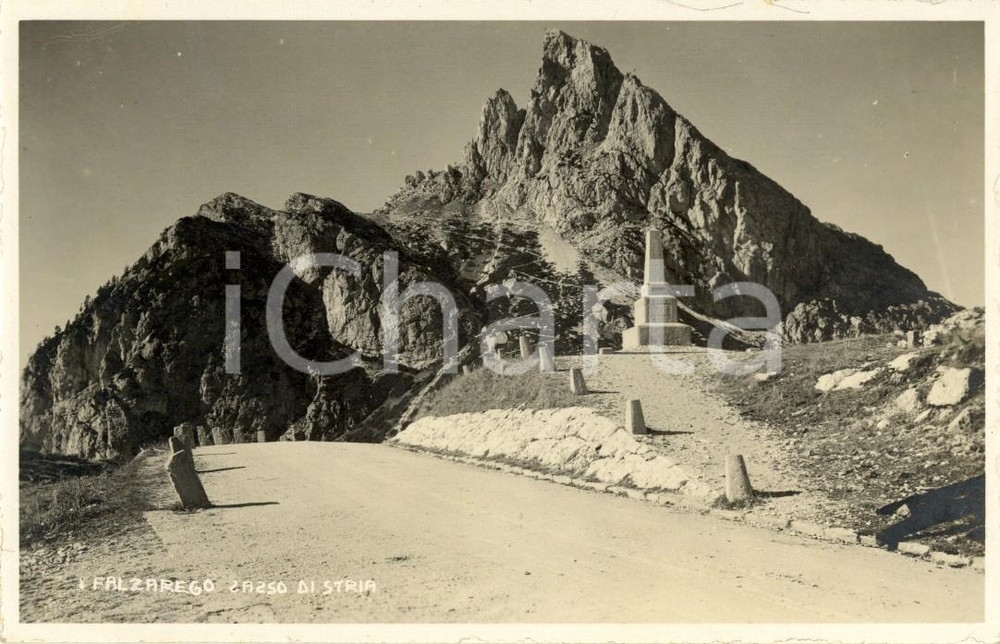 Cartolina originale da collezione 1930 ca PASSO FALZAREGO (BL) Veduta SASSO DI STRIA con monumento ai Caduti *NV 1