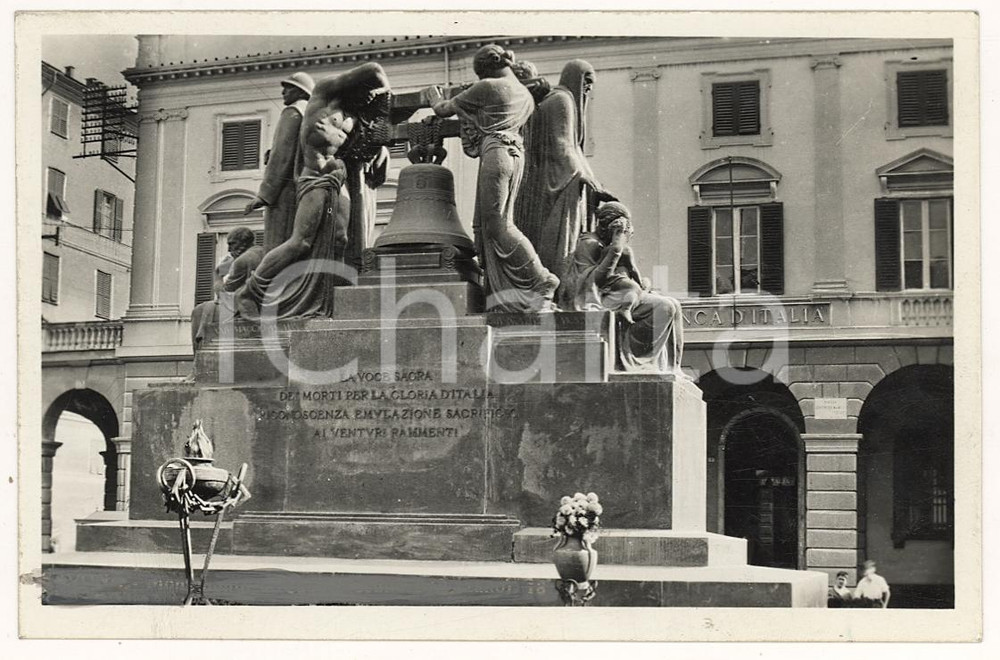 Fotografia d'epoca originale 1932 SAVONA Piazza MAMELI Monumento ai Caduti - scultore Luigi VENZANO *Foto 1