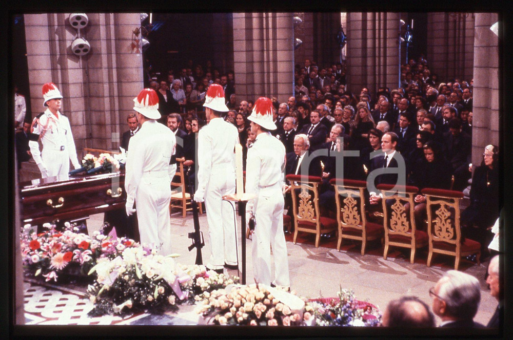 35mm vintage slide* 1990 PRINCIPATO DI MONACO Ranieri e Carolina DI MONACO (6)